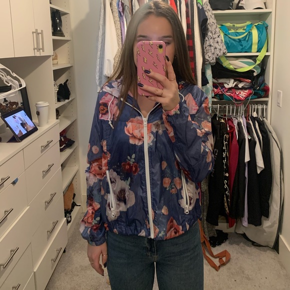 Floral jacket - Picture 2 of 3